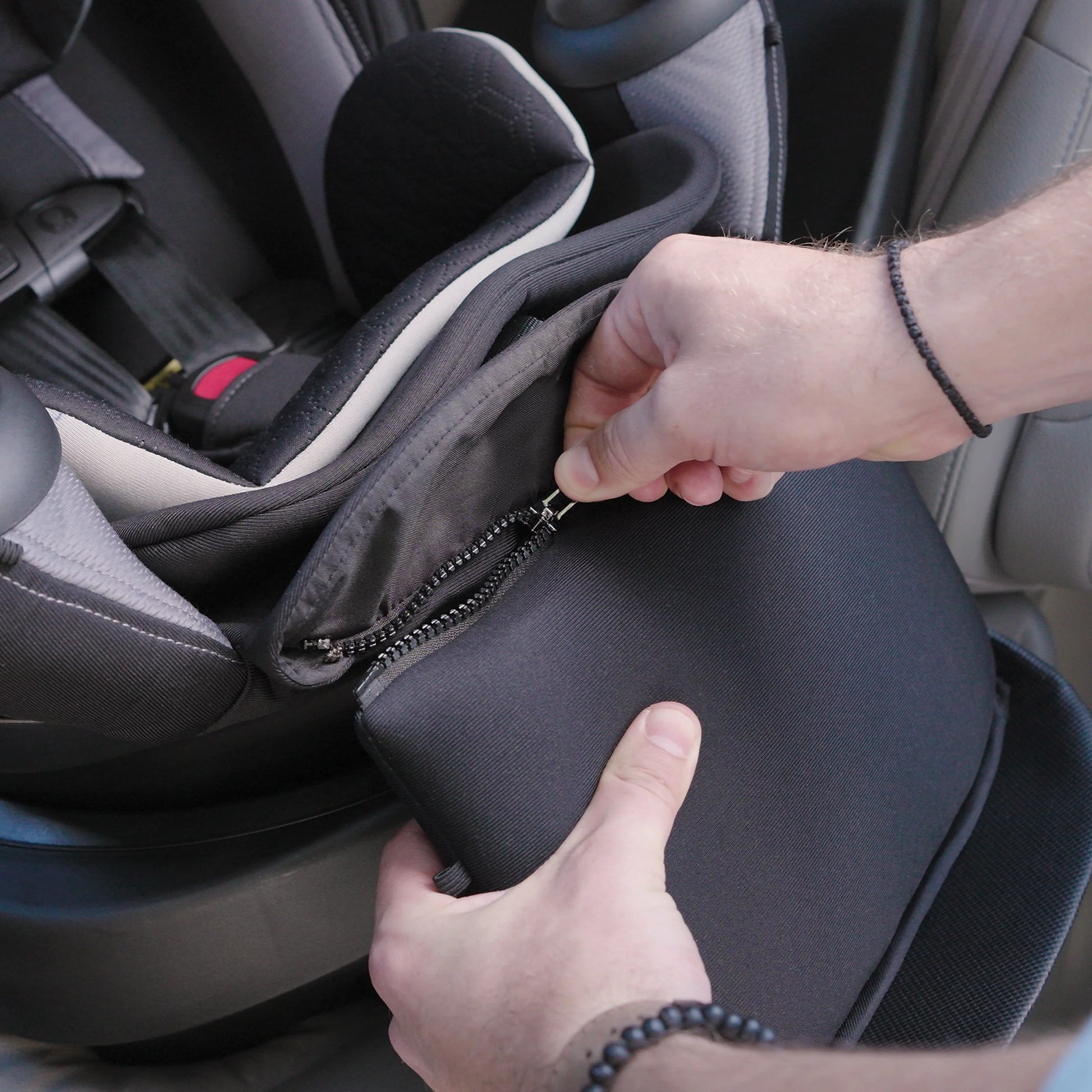 Revolve360 Extend All-In-One Rotational Car Seat with Quick Clean Cover (Rowe Pink)